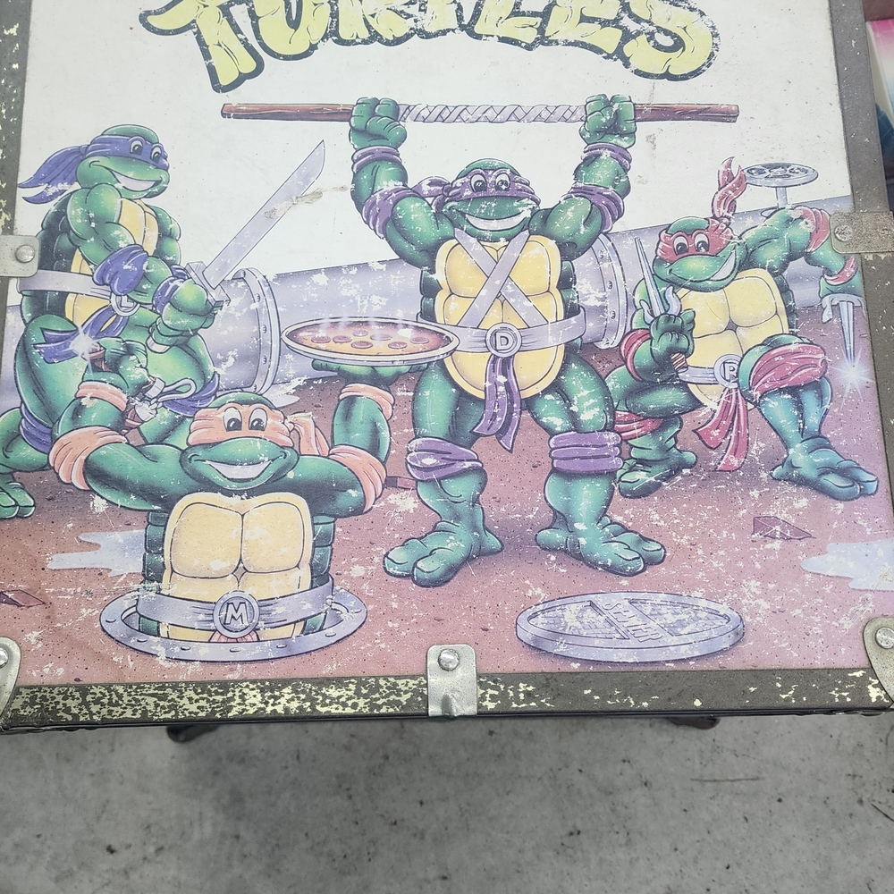 Vintage 1990 Teenage Mutant Ninja Turtles TMNT Toy Box Chest Playmates Crate